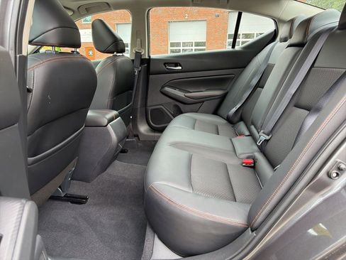 Used 2021 Nissan Altima 2.5 SR w/ SR Premium Package AWD/4WD image 26