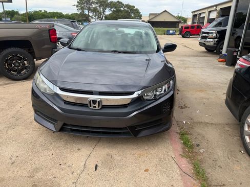 Used 2018 Honda Civic LX image 5