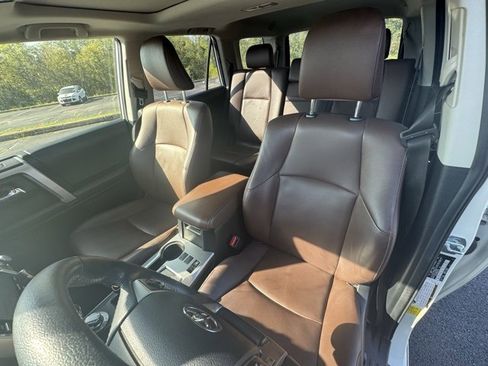 Used 2022 Toyota 4Runner Limited image 10