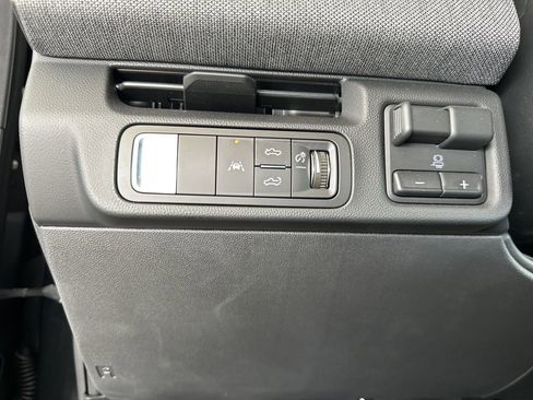 New 2026 GMC Sierra EV Elevation w/ Premium Package AWD/4WD image 19
