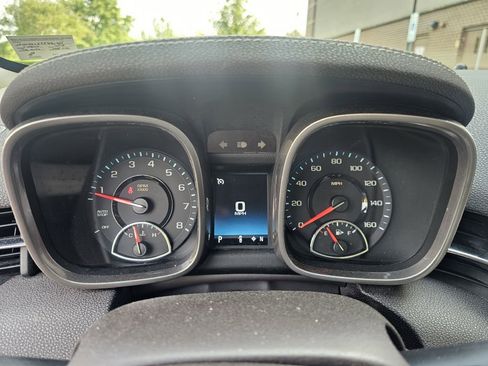 Used 2015 Chevrolet Malibu LT w/ Power Convenience Package image 14