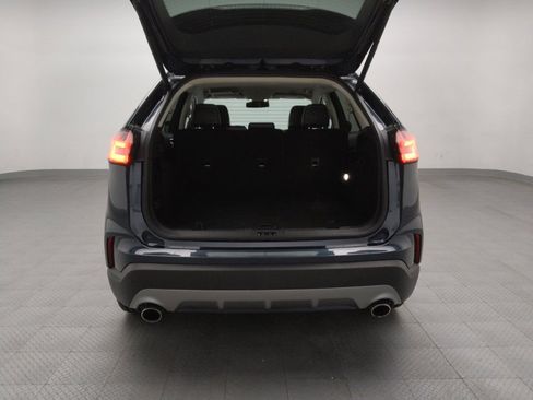 Used 2024 Ford Edge Titanium image 29