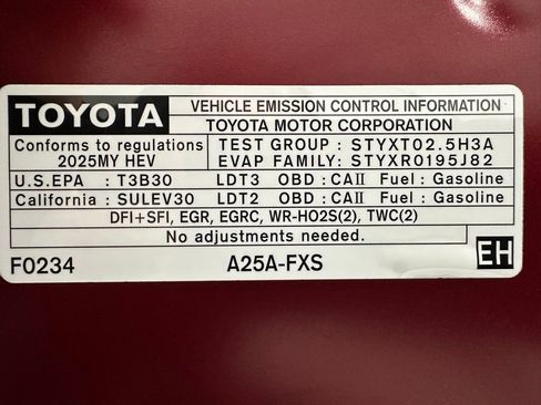 Used 2025 Toyota Sienna XLE AWD/4WD image 75