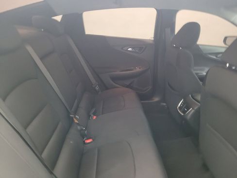 Used 2021 Chevrolet Malibu LT FWD image 19