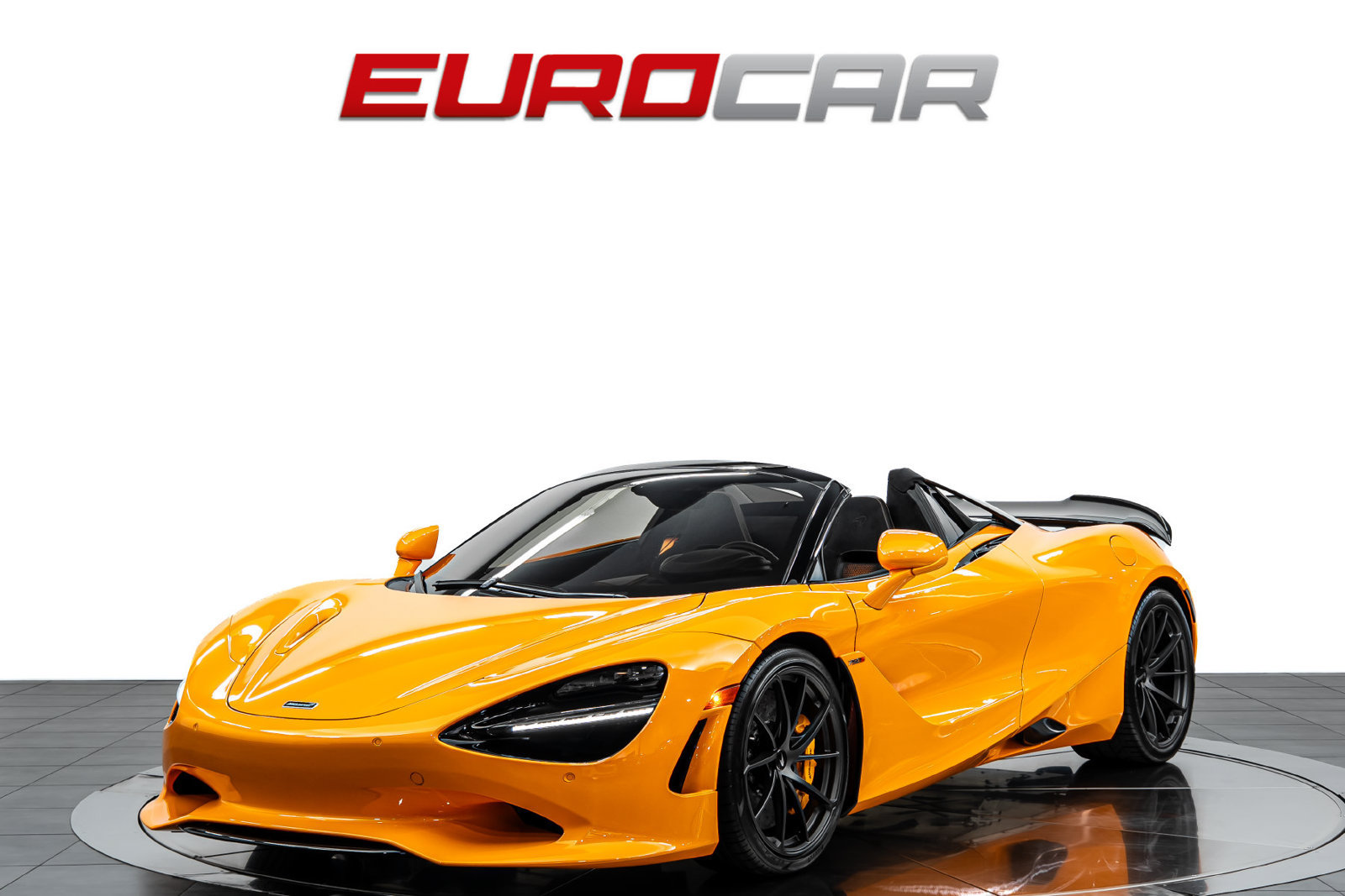 Used 2026 McLaren 750S Spider RWD image 1