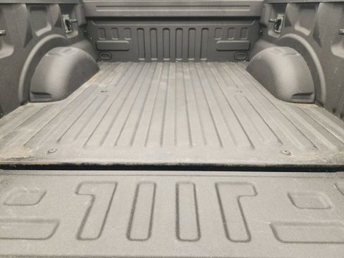 Used 2022 Ford F150 Lariat w/ Equipment Group 501A Mid image 35