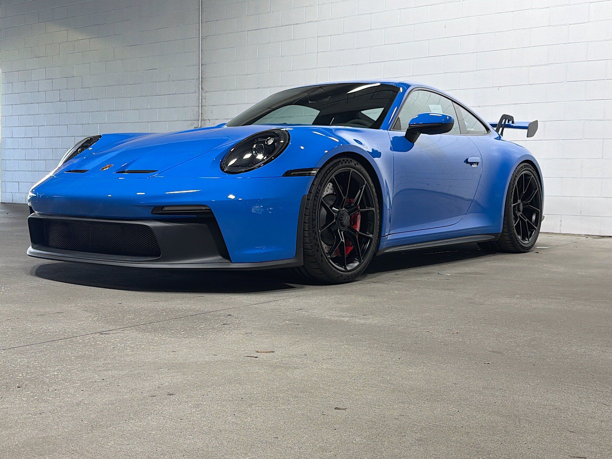 Certified 2024 Porsche 911 GT3 RWD image 1