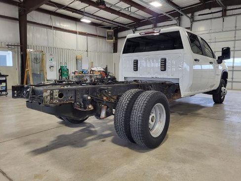 Used 2021 Chevrolet Silverado 3500 W/T w/ WT Convenience Package AWD/4WD image 5