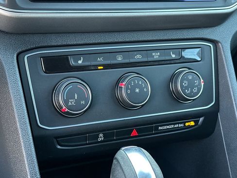 Used 2018 Volkswagen Atlas SE image 21