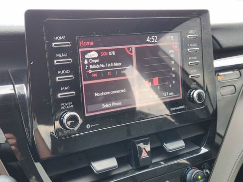 Used 2023 Toyota Camry SE image 25