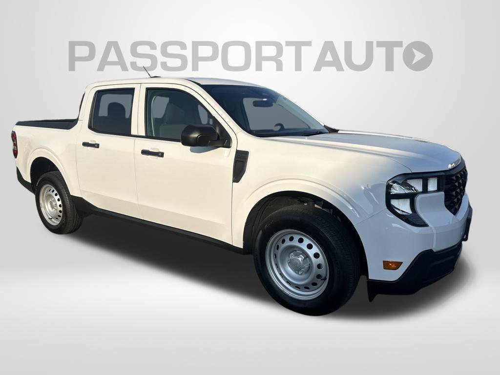 Used 2025 Ford Maverick XL FWD image 1
