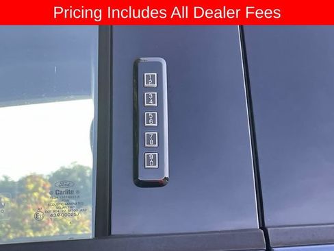 Used 2015 Ford F150 Lariat w/ Equipment Group 502A Luxury AWD/4WD image 4