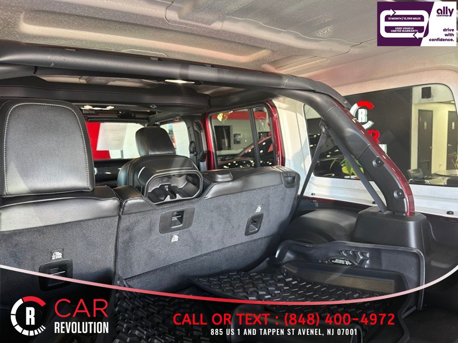 Used 2022 Jeep Wrangler Unlimited Rubicon w/ Trailer Tow Package AWD/4WD image 12
