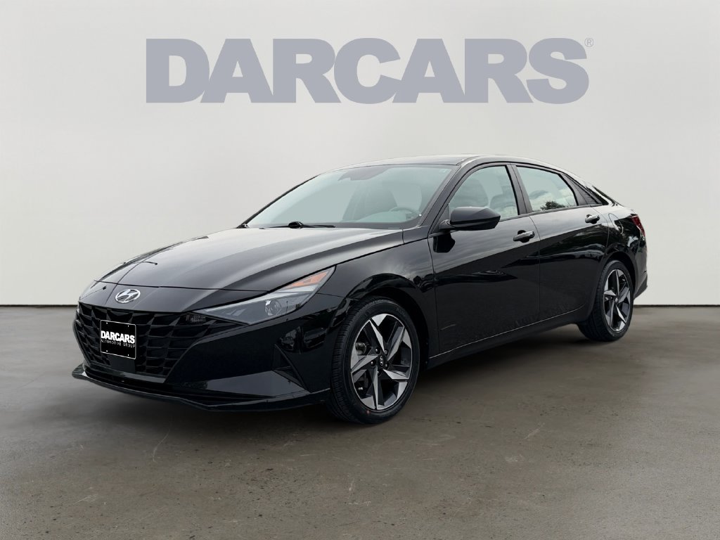 Used 2023 Hyundai Elantra SEL w/ Convenience Package FWD image 2