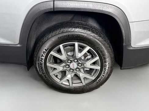 Used 2023 GMC Acadia SLE w/ Driver Convenience Package FWD image 37