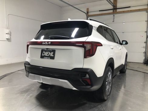 Certified 2024 Kia Seltos S image 7