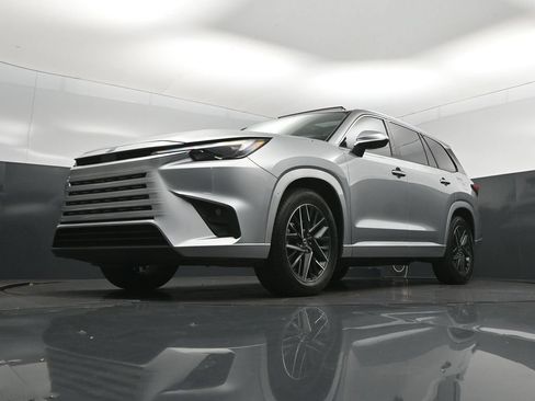 Certified 2024 Lexus TX 350 AWD w/ Technology Package image 39
