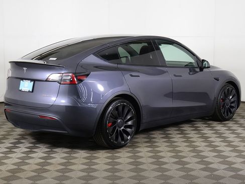 Used 2023 Tesla Model Y Performance AWD/4WD image 10