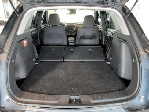 Certified 2023 Chevrolet TrailBlazer LT w/ Convenience Package FWD image 32
