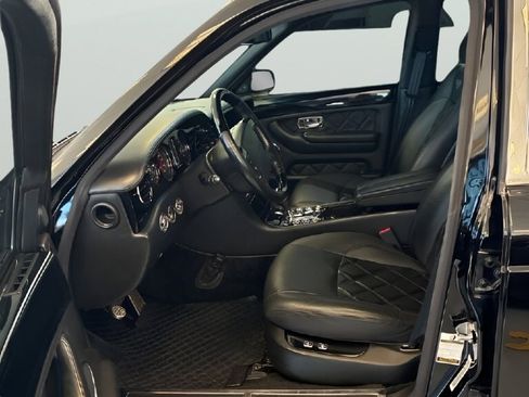 Used 2007 Bentley Arnage T image 7