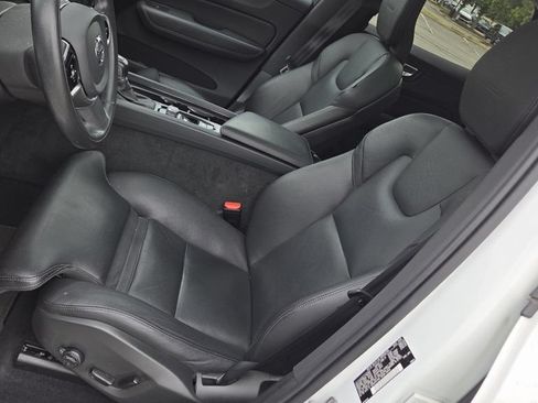 Used 2020 Volvo XC60 T5 Inscription AWD/4WD image 15