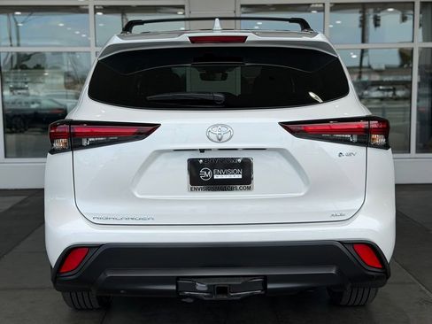 New 2026 Toyota Highlander XLE AWD/4WD image 11