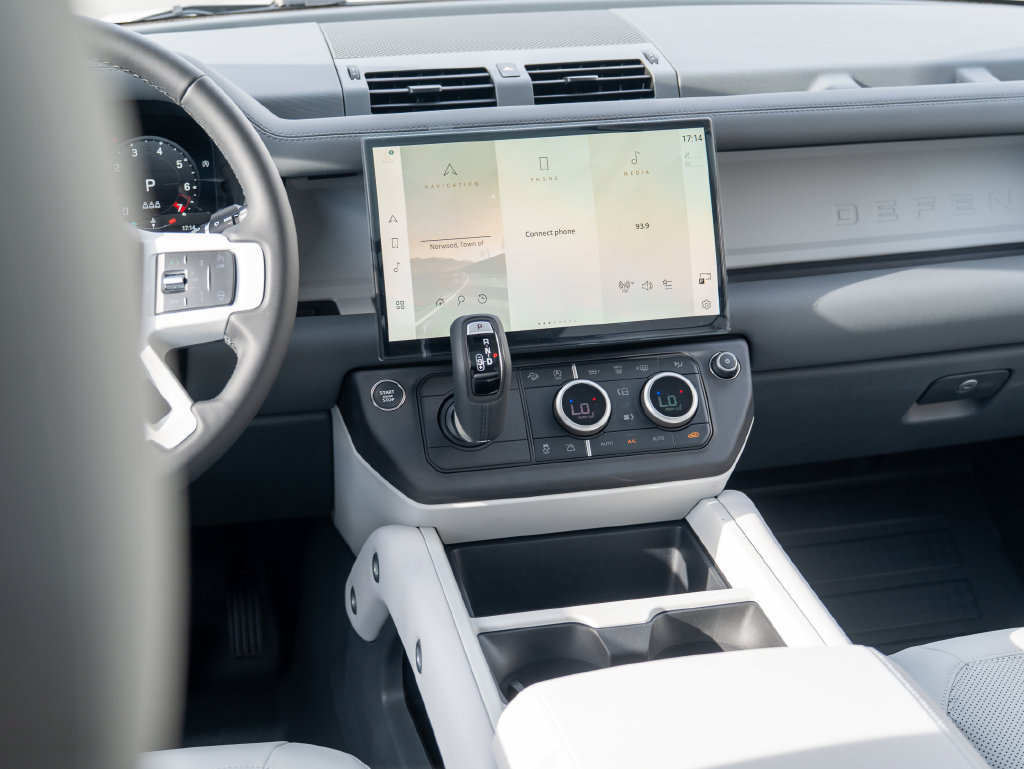 New 2026 Land Rover Defender 110 S AWD/4WD image 20