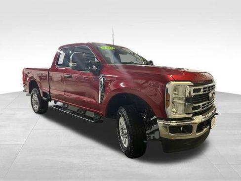 Used 2024 Ford F250 XLT w/ Camper Package image 8