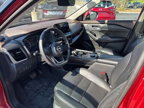 Used 2023 Nissan Rogue SL w/ SL Premium Package AWD/4WD image 8