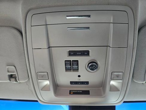 Used 2019 Chevrolet Tahoe Premier AWD/4WD image 27