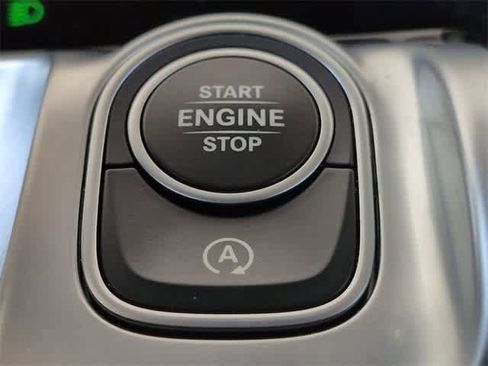 Used 2022 Mercedes-Benz GLB 250 image 40