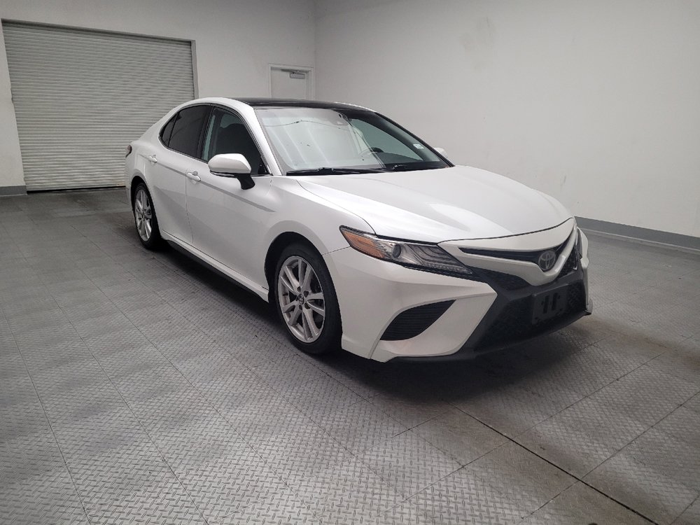Used 2019 Toyota Camry XSE FWD image 13