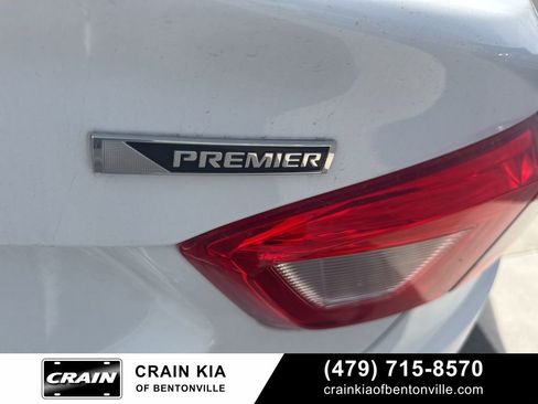 Used 2017 Chevrolet Cruze Premier w/ Enhanced Convenience Package image 11