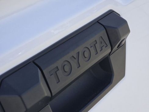 Used 2024 Toyota Tacoma TRD Off-Road image 11