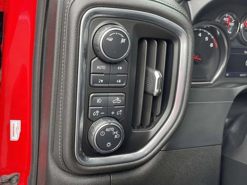 Used 2019 Chevrolet Silverado 1500 LT Trail Boss AWD/4WD image 19
