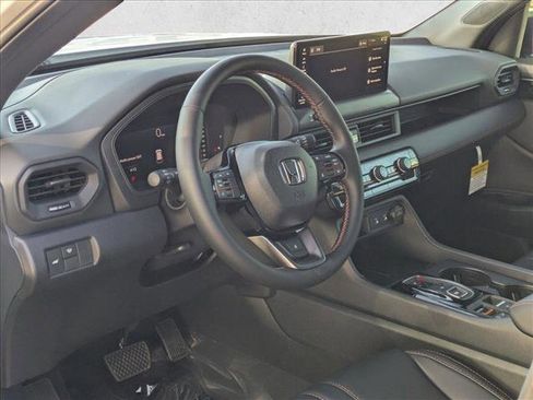 New 2026 Honda Pilot TrailSport image 3