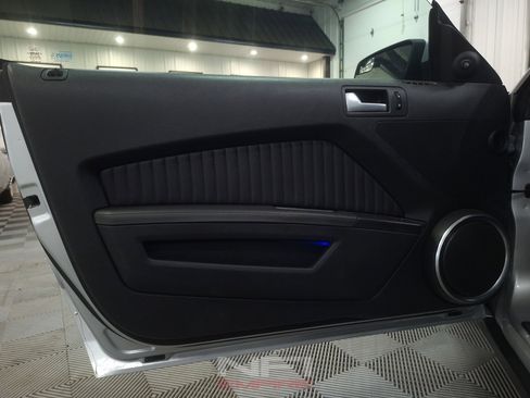 Used 2012 Ford Mustang Shelby GT500 RWD image 35