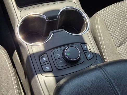 Certified 2023 GMC Terrain SLE w/ Driver Convenience Package FWD image 23