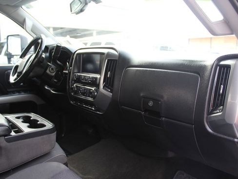 Used 2016 Chevrolet Silverado 2500 LT w/ LT Convenience Package AWD/4WD image 22