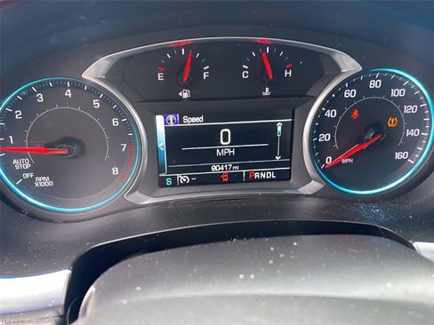 Used 2019 Chevrolet Traverse LT w/ LPO, Floor Liner Package FWD image 6
