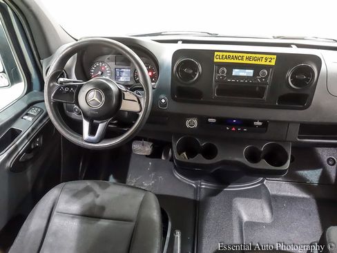 Used 2019 Mercedes-Benz Sprinter 170 image 9