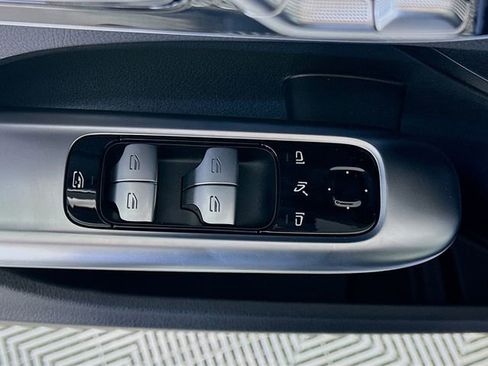 New 2026 Mercedes-Benz C 43 AMG 4MATIC Sedan image 18