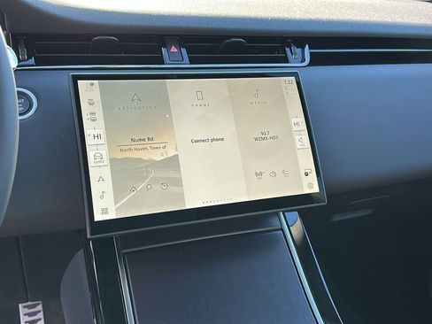 New 2026 Land Rover Range Rover Evoque Dynamic SE image 16