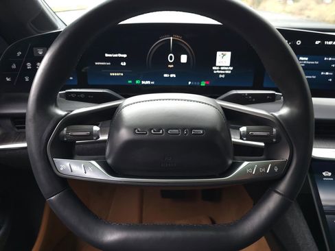 Used 2023 Lucid Air Touring image 30