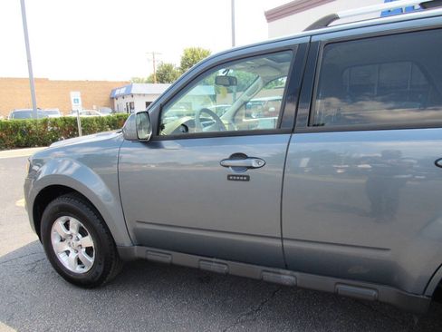 Used 2010 Ford Escape Limited FWD image 7