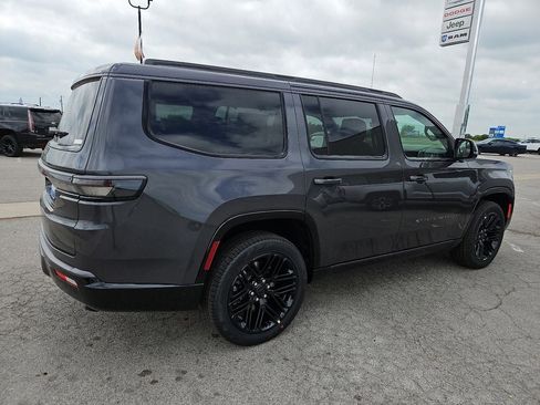 New 2026 Jeep Grand Wagoneer Limited image 8