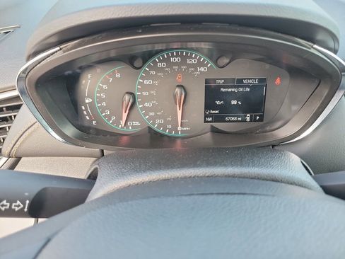 Used 2018 Chevrolet Trax LT w/ LT Convenience Package image 31