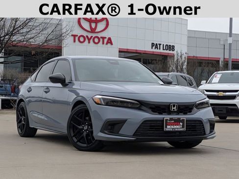 Used 2024 Honda Civic Sport image 2