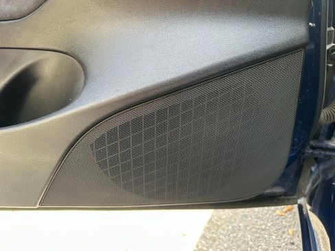 Used 2020 Tesla Model 3 Standard Range RWD image 32