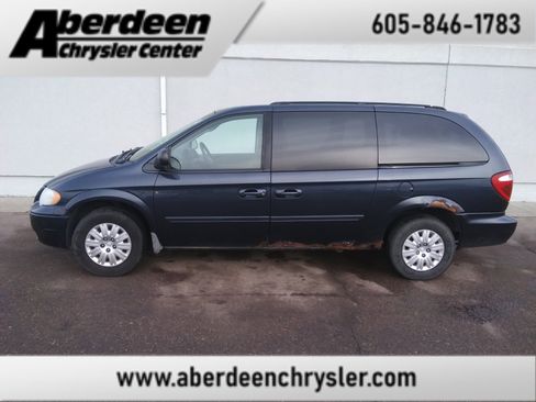Used 2007 Chrysler Town & Country LX w/ Popular Equipment Group II image 1